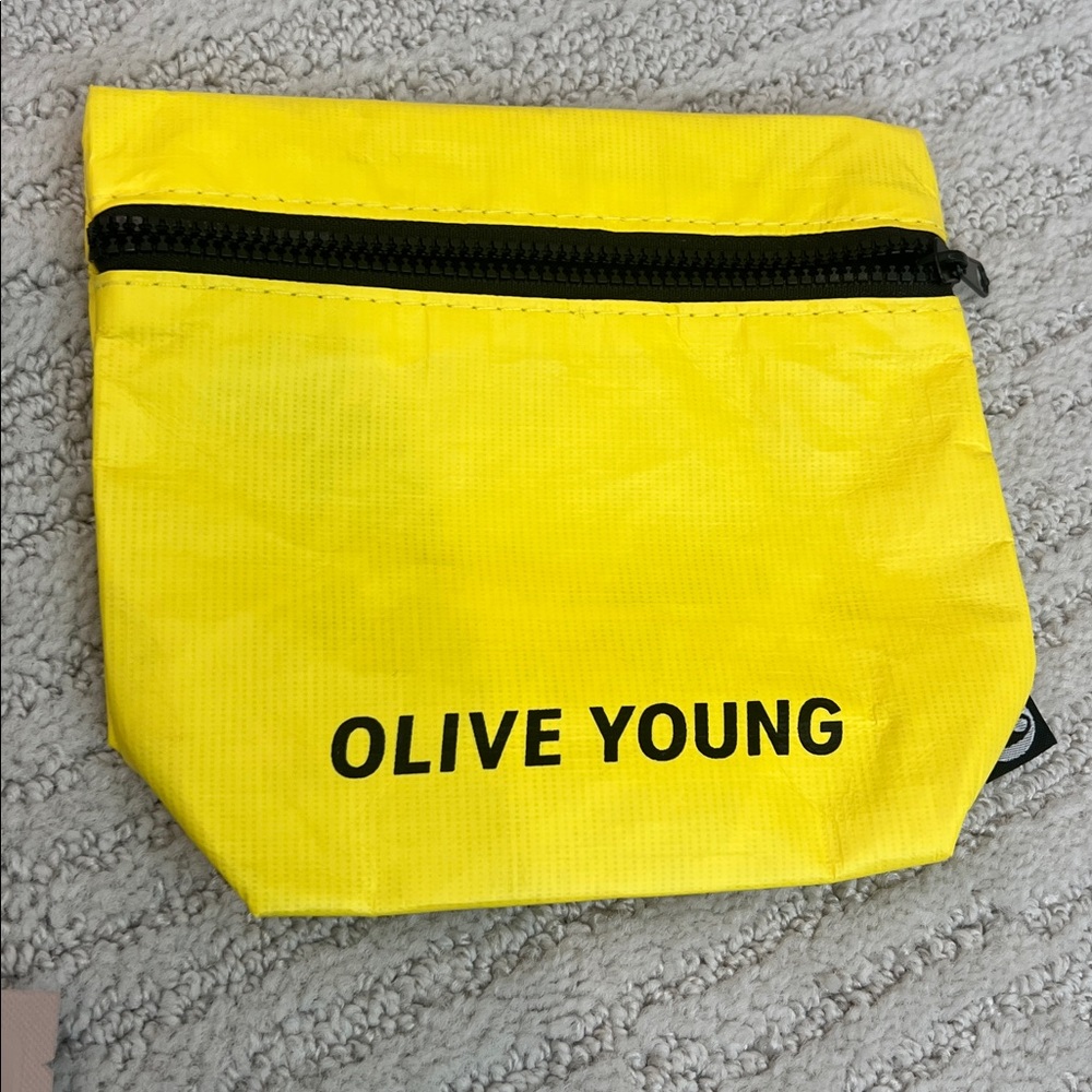 OLIVE YOUNG K-Beauty Banilla Co Wakemake Hanskin NEW 4pc bundle